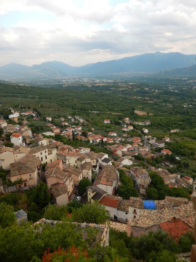 La Rocca Mia House B&B Roccacasale Esterno foto
